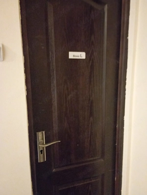 Apartament 3 camere 2 bai - boxa si loc de parcare pe teren privat Zăvoi Deva - imagine 9