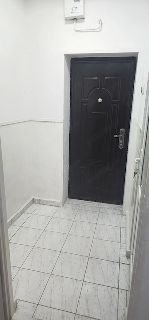 Garsonieră de vînzare