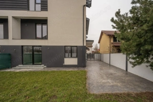 Casa se preda finisata - 4 bai -3 dormitoare - curte - parcare - metrou Păcii - imagine 20