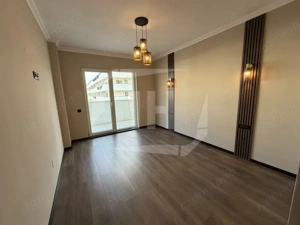 Apartament 3 camere plus terasa, parcare subterana pe Eroilor