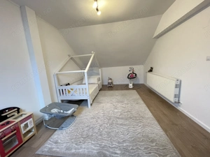 Casa spatioasa cu spatiu de relaxare-zona Blascovici - imagine 18
