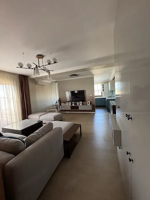 Apartament Deosebit 3 Dormitoare  2 Bai 2 Locuri de Parcare Centrala Proprie Zona Giroc  - imagine 2