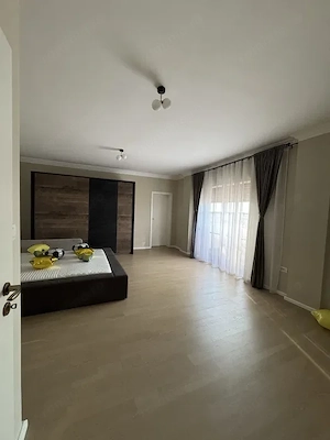 Apartament Deosebit 3 Dormitoare  2 Bai 2 Locuri de Parcare Centrala Proprie Zona Giroc  - imagine 5
