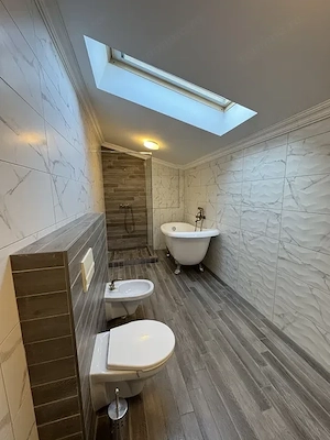 Apartament Deosebit 3 Dormitoare  2 Bai 2 Locuri de Parcare Centrala Proprie Zona Giroc  - imagine 7