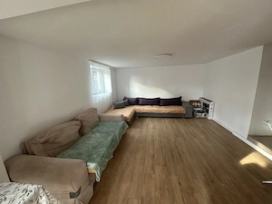 Casa de inchiriat cu 5 camere Baciu - imagine 2