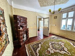 Cas #259; de v #226;nzare  #238;n zona Sala Sporturilor – ideal #259; pentru locuit sau investi #539 - imagine 2