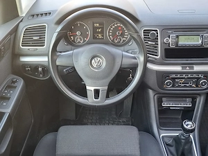 Volkswagen Sharan 2.0 Diesel 140Cp 6+1Viteze Euro5 Klimatronic 7Locuri Panoramic  2011 - imagine 5