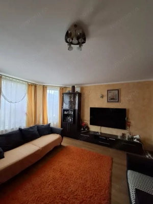 Sanandrei - Zona Centrala - Casa 5 Camere  - Anexa 