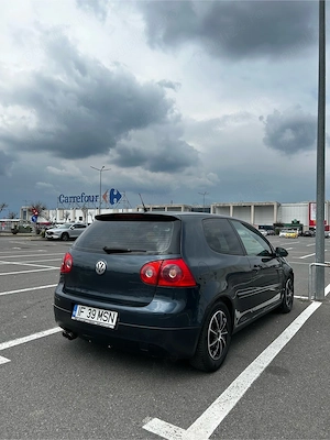 Vând golf 5 1.9 diesel - imagine 2