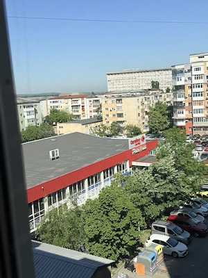 Închiriez apartament Bulevardul 1 Mai , lângă Facultatea de Medicină  - imagine 9
