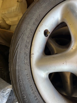 Jante+cauciucuri pe 15 Mazda 205/50R15 - imagine 2