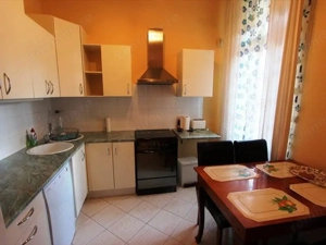 APARTAMENT DEOSEBIT IN ZONA CENTRALA - imagine 15