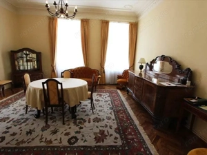 APARTAMENT DEOSEBIT IN ZONA CENTRALA - imagine 10