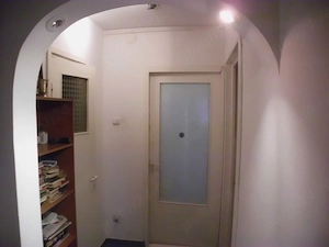 Apartament 3 camere decomandat 5 minute de metrou Valea Ialomitei - imagine 6
