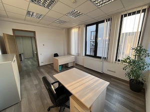 Birou cu 2 camere 50 mp Romcom Business Center Oradea Doja 49A - imagine 2