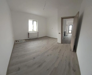 OFERTE DIVERSE - Casa Single-P+1E+POD, 5 camere,dormitor pe parter, 400 mp teren - imagine 4