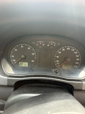 Volkswagen Polo Sedan 1.4 Benzină     km 198000   AC   stare bună - imagine 4
