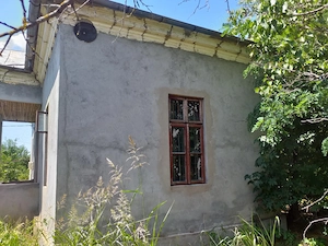 Vând Casa în Diosti, jud Olt cu teren 2500m2 - imagine 6