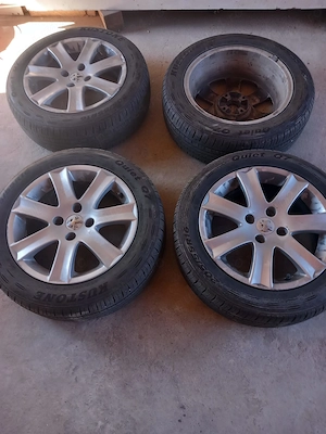 Set jante aluminiu si cauciucuri Peugeot 16 inch cu 4 prezoane