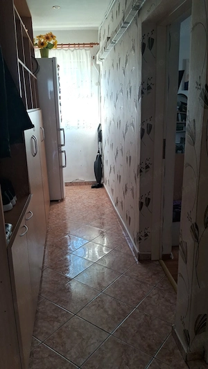 vand apartament cu terasa 