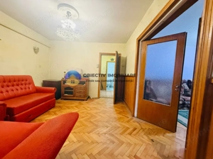 Apartament 4 camere/ 2 bai /boxa cadastrata  - B-dul Traian 82 mp 