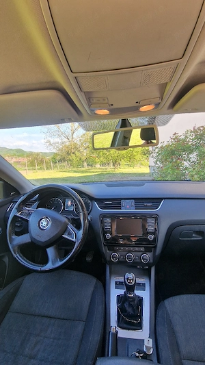 Skoda Octavia  - imagine 5