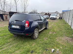 Dacia Duster  - imagine 4