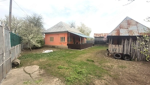 Casă de vânzare în satul Stoicești, comuna Bulzești, judetul Dolj
