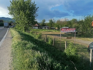 Vând teren în BUjoreni lunca 