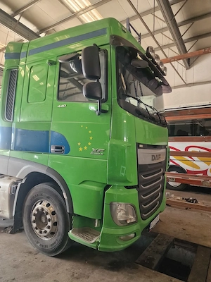 Vand 2 Cap Tracto Daf XF 105 - imagine 2