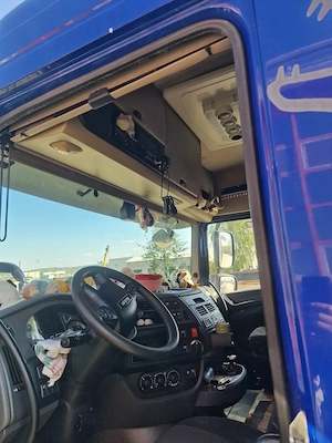 Vand 2 Cap Tracto Daf XF 105 - imagine 8