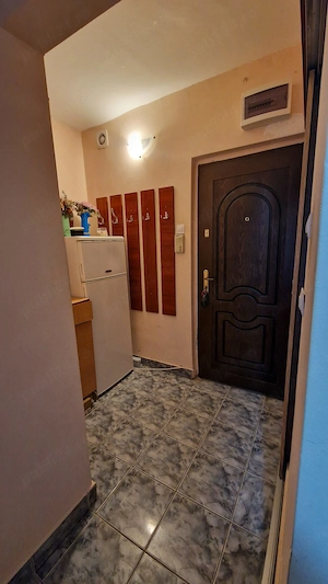 De inchiriat garsoniera in zona Buziasului aproape de zona comerciala - imagine 5