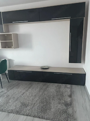 Proprietar închiriez apartament 3 camere  - imagine 2