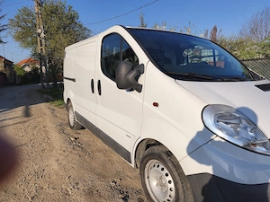 Mașină transport moloz și mutări Oradea
