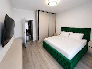 Inchiriez apartament ultramodern cu 3 camere decomandat + terasă si grădină - imagine 10
