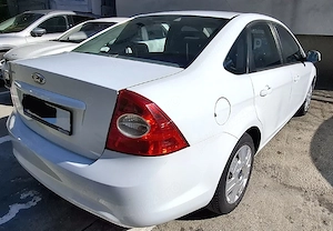 Ford Focus 2 Facelift Benzina 1.6 - imagine 7