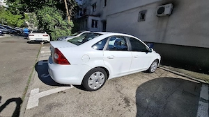 Ford Focus 2 Facelift Benzina 1.6 - imagine 5