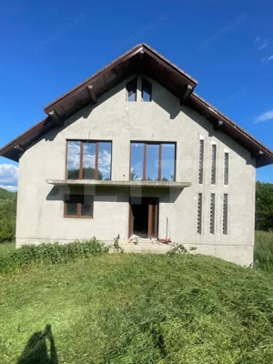 Casa 4 dormitoare, 160 mp + 78 mp demisol, 1800mp teren, zona Ghinzii