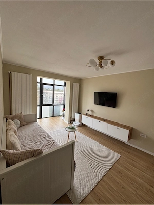 Închiriez apartament 2 camere - imagine 2