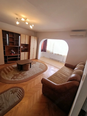 Proprietar,Sagului-Steaua,Bloc 2001,Cu Centrala,Etaj 2, Mobilat,Usor Neg - imagine 2