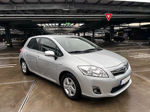 Vand Toyota Auris Hybrid - imagine 2