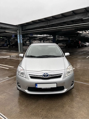 Vand Toyota Auris Hybrid - imagine 4