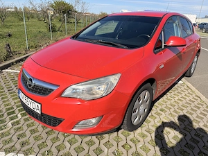 Opel Astra J Hatchback 1.7 CDTI 2010 - imagine 6