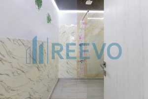 Clădire și teren pentru investiție, central Roman - imagine 16