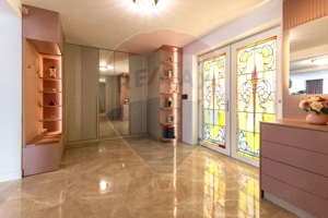 Vila premium 6 camere| Piscina incalzita | Teren 1091 mp | COMISION 0% - imagine 16