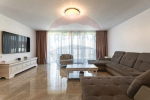 Vila premium 6 camere| Piscina incalzita | Teren 1091 mp | COMISION 0% - imagine 19
