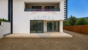 Vilă modernă cu 5 camere în Bunloc – Harmony Estate Premium Villas