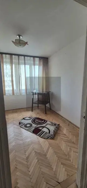 ApARTAMENT 3 CAMERE 65 MP/5 MINUTE METROU IANCULUI - imagine 3