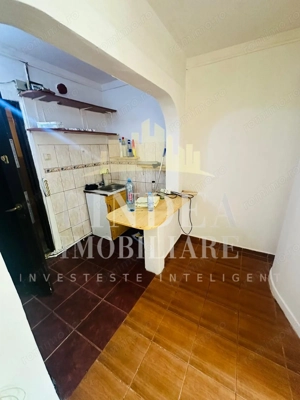 Garsoniera parter zona Blascovici, bloc izolat - imagine 4