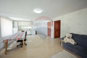 Casă cu 5 camere de vânzare în Sânmartin – Cartier Lotus - imagine 2